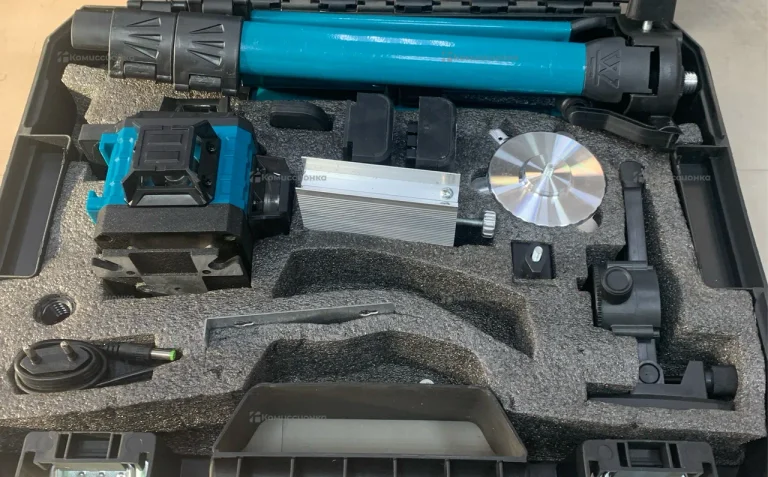 Лазерный уровень Makita Реплика 4D