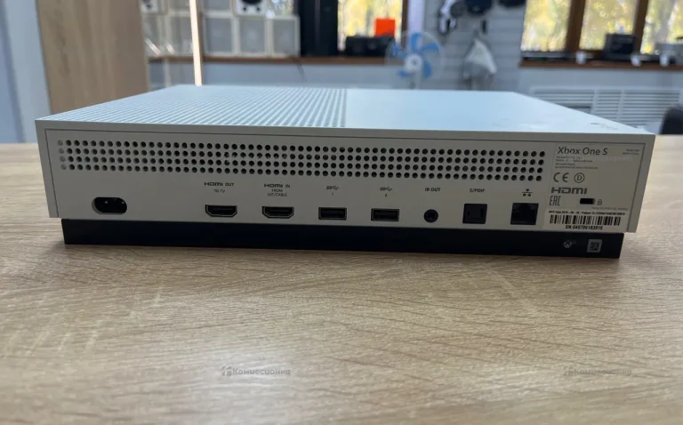 Приставка Xbox One S 1 ТБ