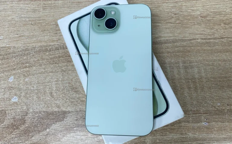 Apple iPhone 15 6/256 ГБ