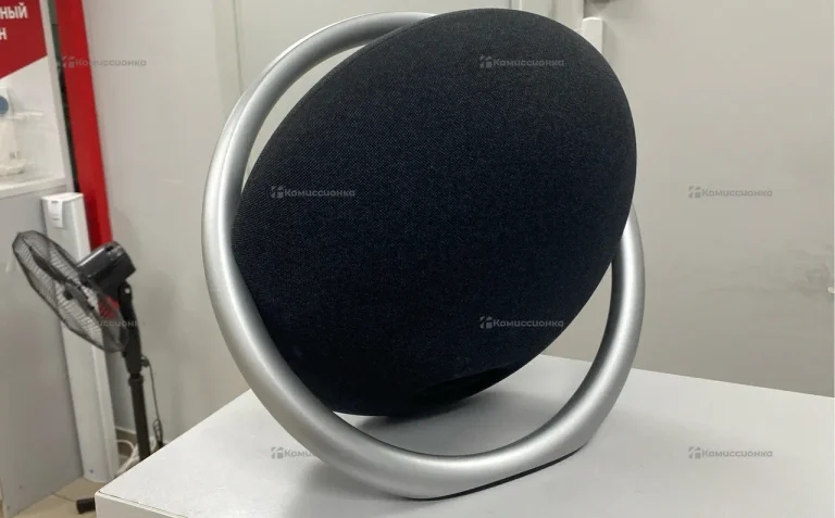 Колонка  harman kardon onix 8