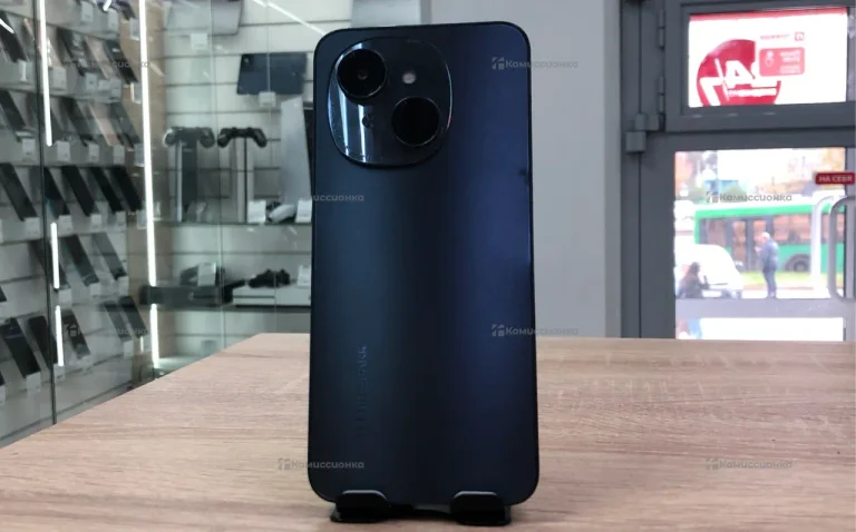 Tecno Spark Go 1 4/64 ГБ