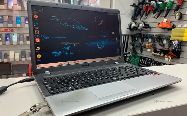 Ноутбук Samsung NP355V5C