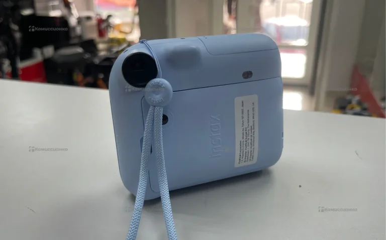 Фотоаппарат instax mini 12