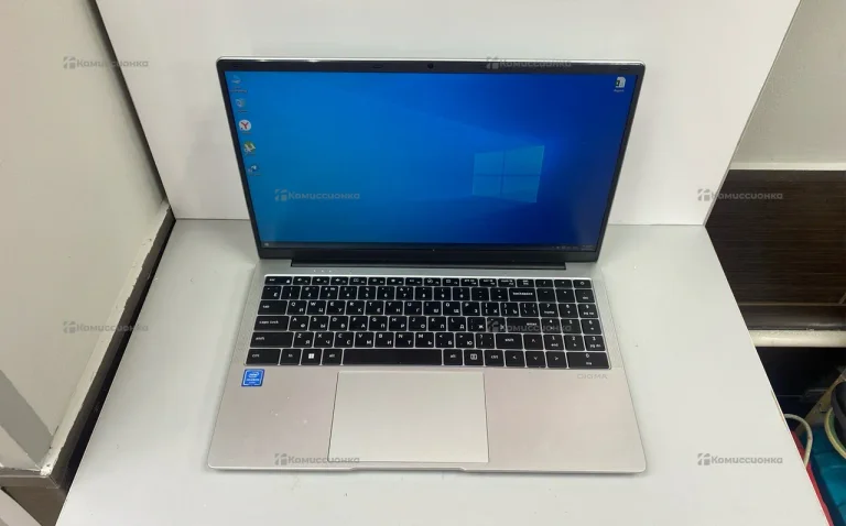 Ноутбук  DELL