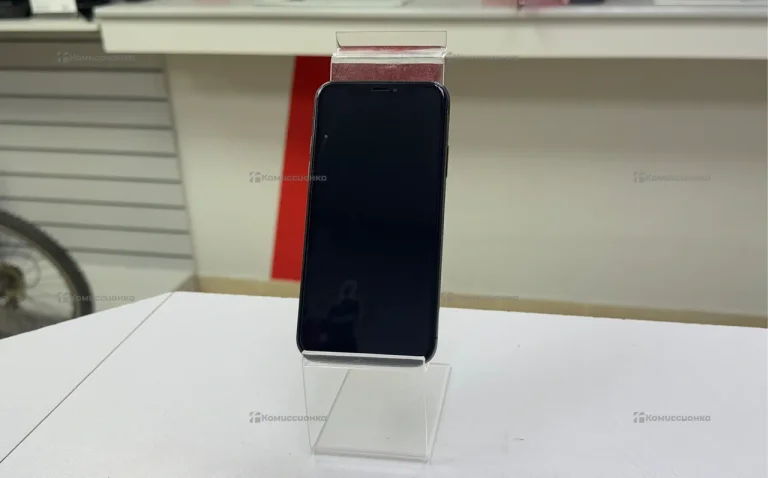 Apple iPhone X 3/64 ГБ