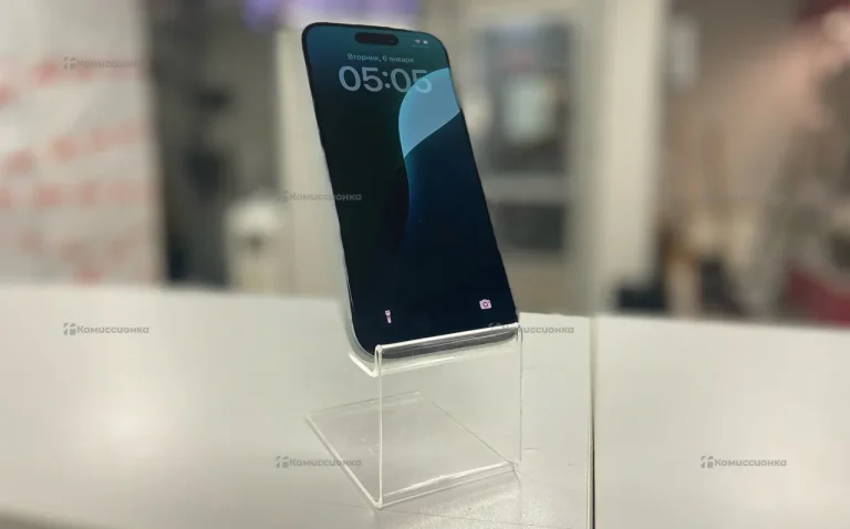 Apple iPhone 15 6/128 ГБ