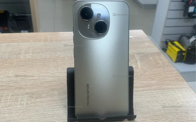 Tecno Spark Go 1 4/64 ГБ