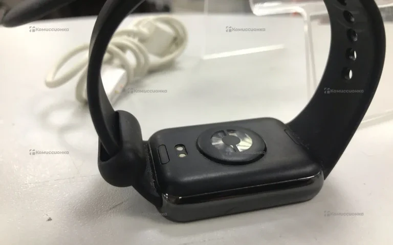 Часы  Xiaomi Band 8 pro