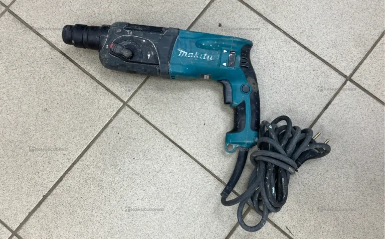 Перфоратор makita HR2470