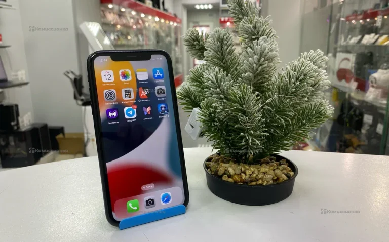 Apple iPhone XR 3/64 ГБ