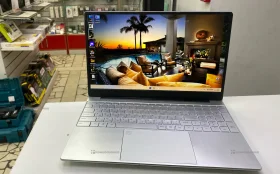 Купить Ноутбук  серебряный б/у , в Казань Цена:15900рублей