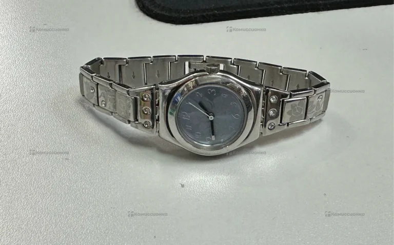 Часы  женские swatch irony