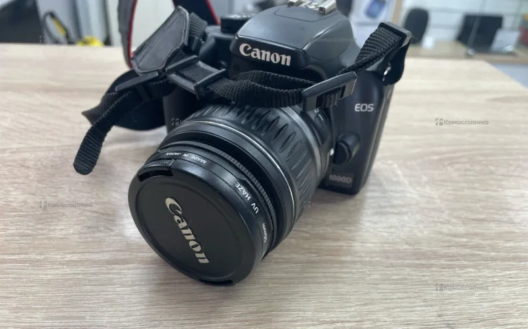 Фотоаппарат  Canon EOS 1000D