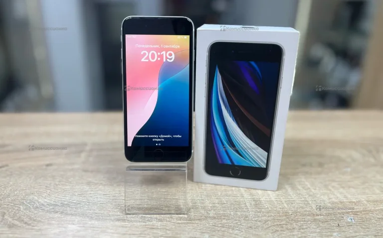 Apple iPhone SE 2020 64GB
