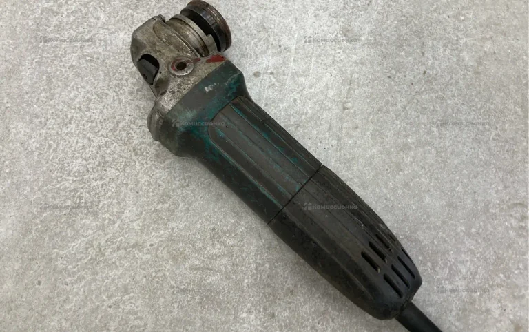 ушм makita GA5030R