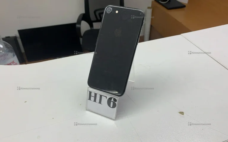 Apple iPhone 8 2/64 ГБ