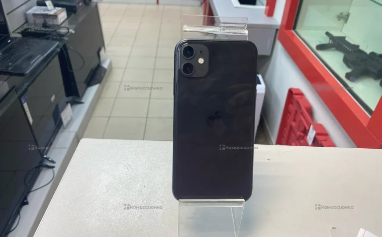 Apple iPhone 11 4/128 ГБ