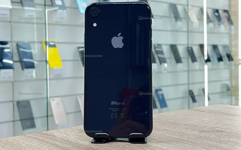 Apple iPhone XR 3/128 ГБ