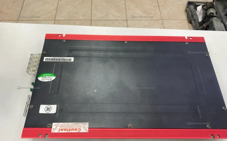 Усилитель  aura 1001w