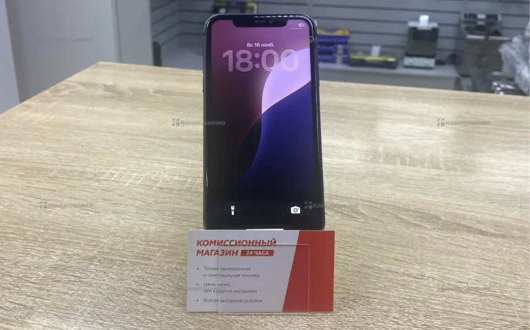 Apple iPhone 11 4/64 ГБ