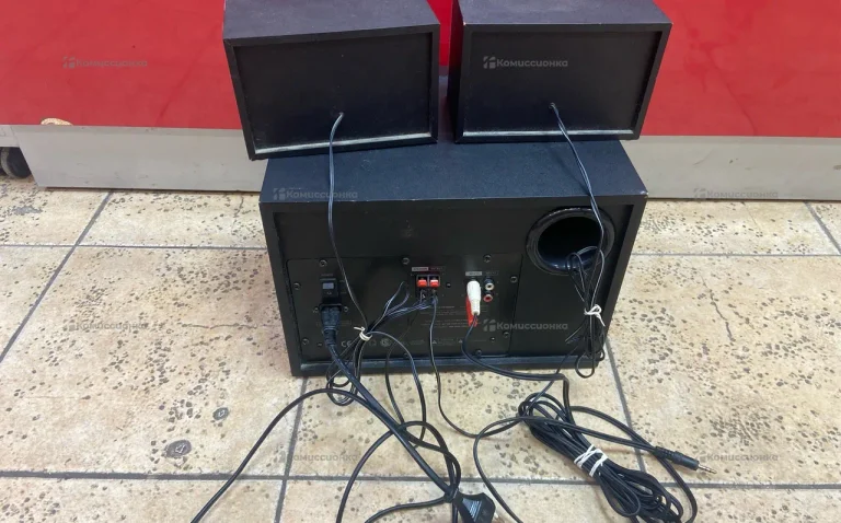 Колонка Thonet and Vander Laud