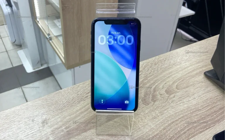Apple iPhone 11 4/128 ГБ