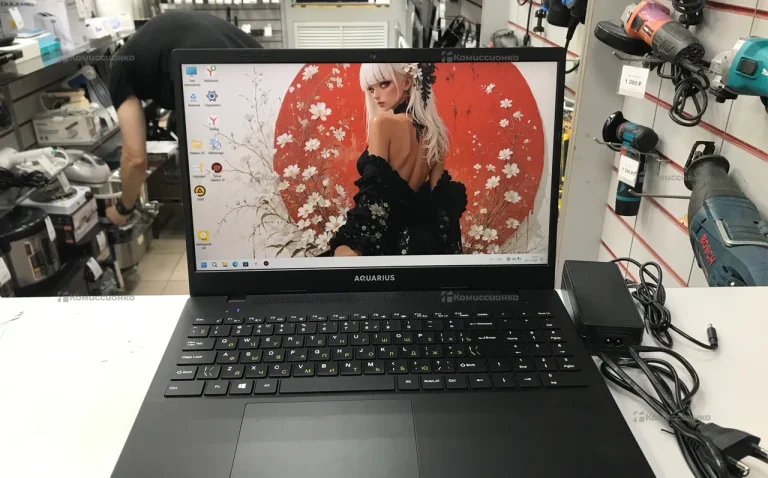 Ноутбук  AQUARIUS NS685U