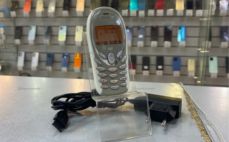 Siemens A52