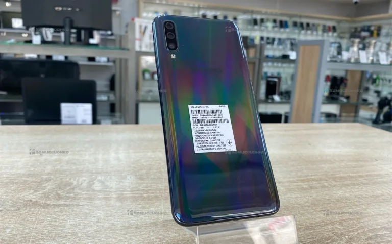 Samsung Galaxy A50 4/64 ГБ