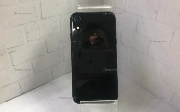 Apple iPhone XR 3/64 ГБ