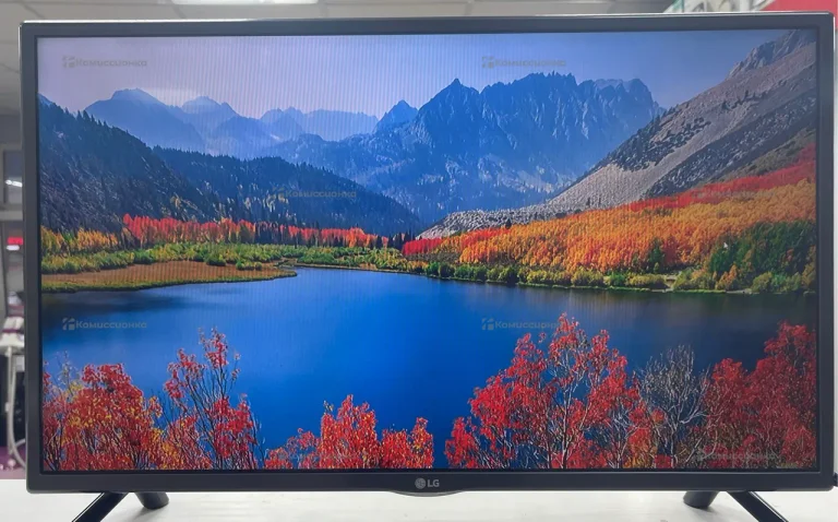 Телевизор LG 32LF560U