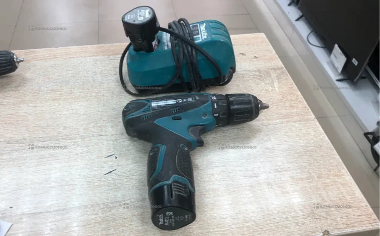 Аккумуляторная Дрель-шуруповерт Makita DF330D