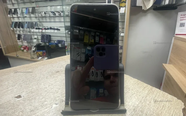 Infinix smart 9 3/64 ГБ