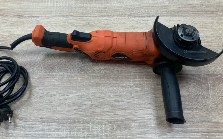 УШМ ЕРМАК УШМ-125/900