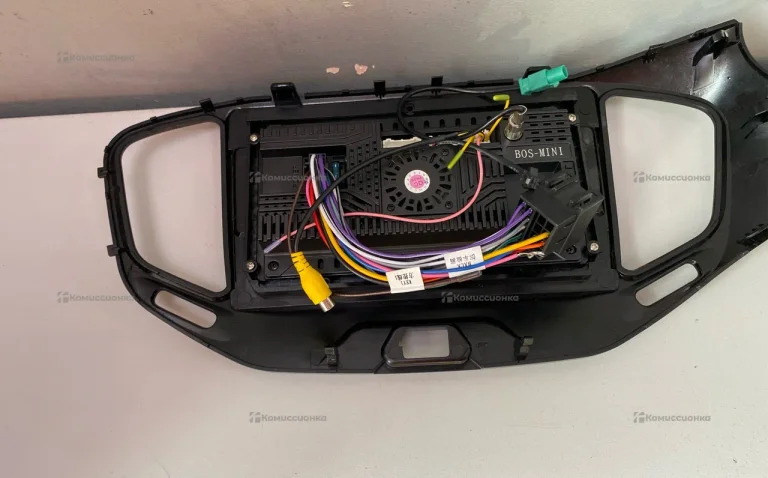 Автомагнитола Boss Mini 4/64