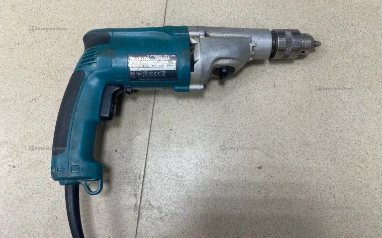 Дрель makita HP2050