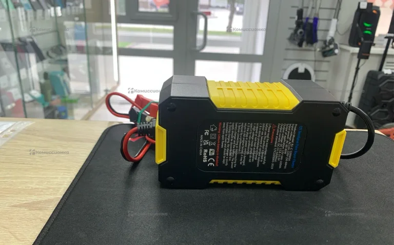 Зарядное устройство 12V RJTIANYE