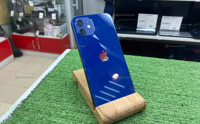 Apple iPhone 12 64 ГБ