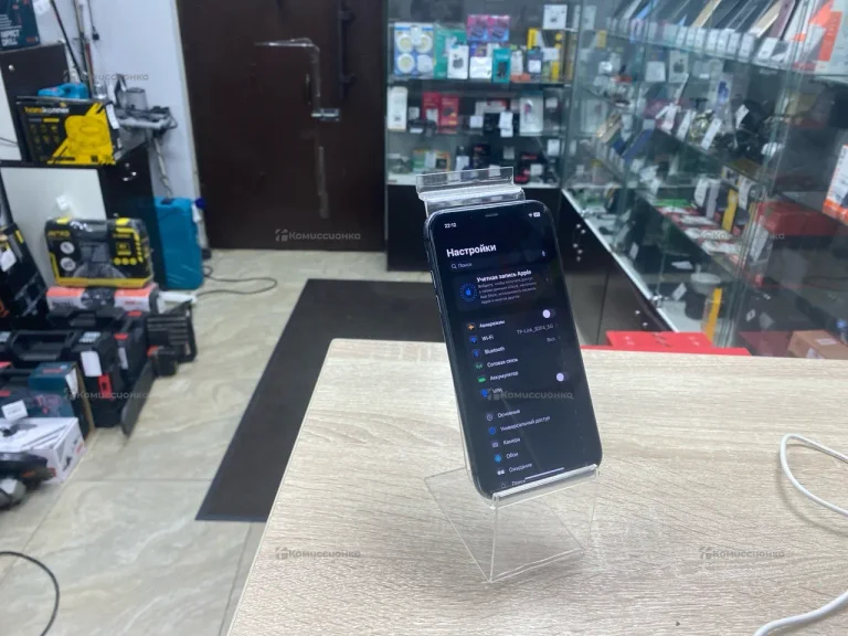 Apple iPhone 11 4/64 ГБ