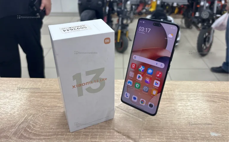 Xiaomi 13 Lite 8/256 ГБ