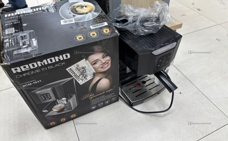 Кофеварка REDMOND RCM-1511