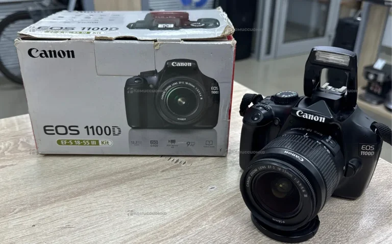 Фотоаппарат  Canon 1100D