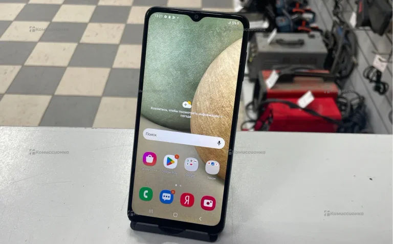 Samsung Galaxy A12 3/32 ГБ
