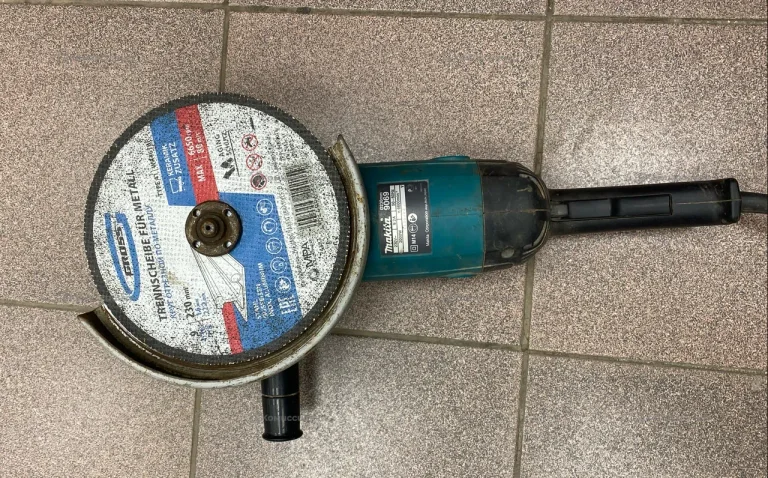Уши Makita 9069 230mm