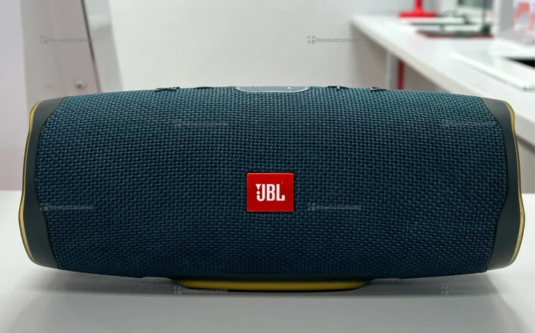 Колонка  JBL Charge 4