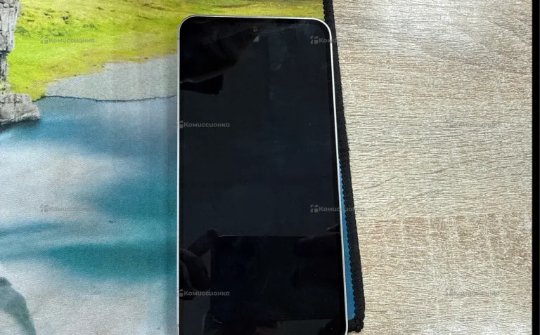 Samsung Galaxy S24 FE 8/128 ГБ