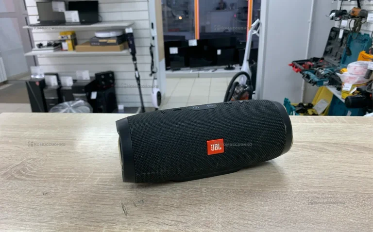 Колонка  JBL Charge 3