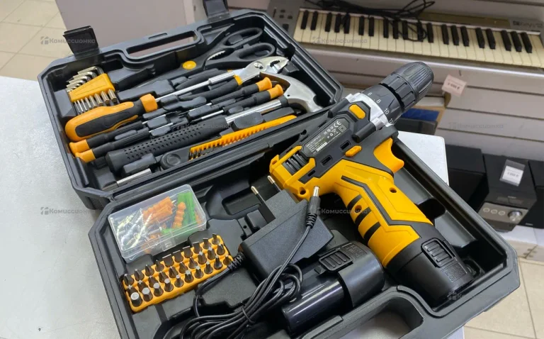 Шуруповерт Deko DKCD12FU-Li