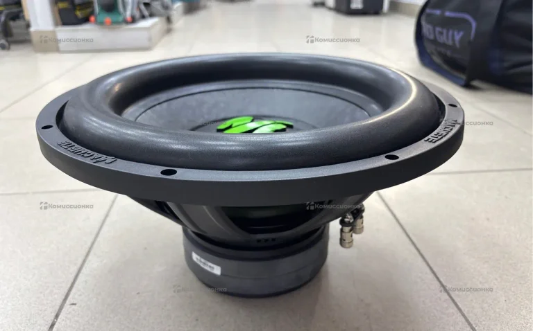 Сабвуфер  DB Machete MF15R D2