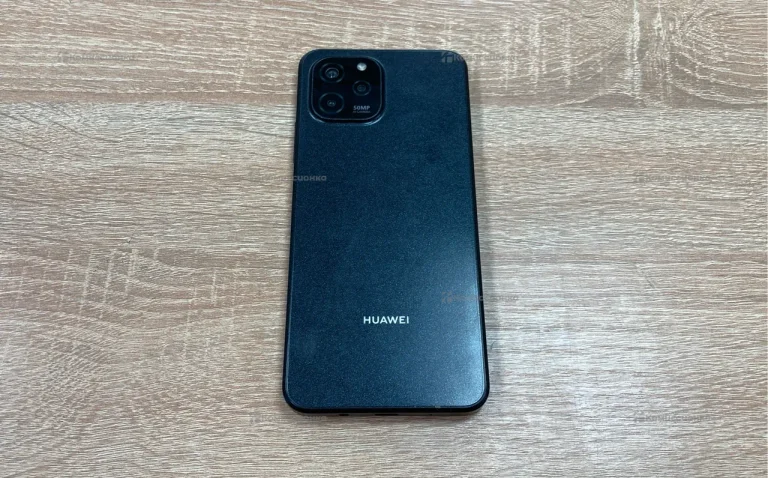Huawei nova Y61 4/128 ГБ